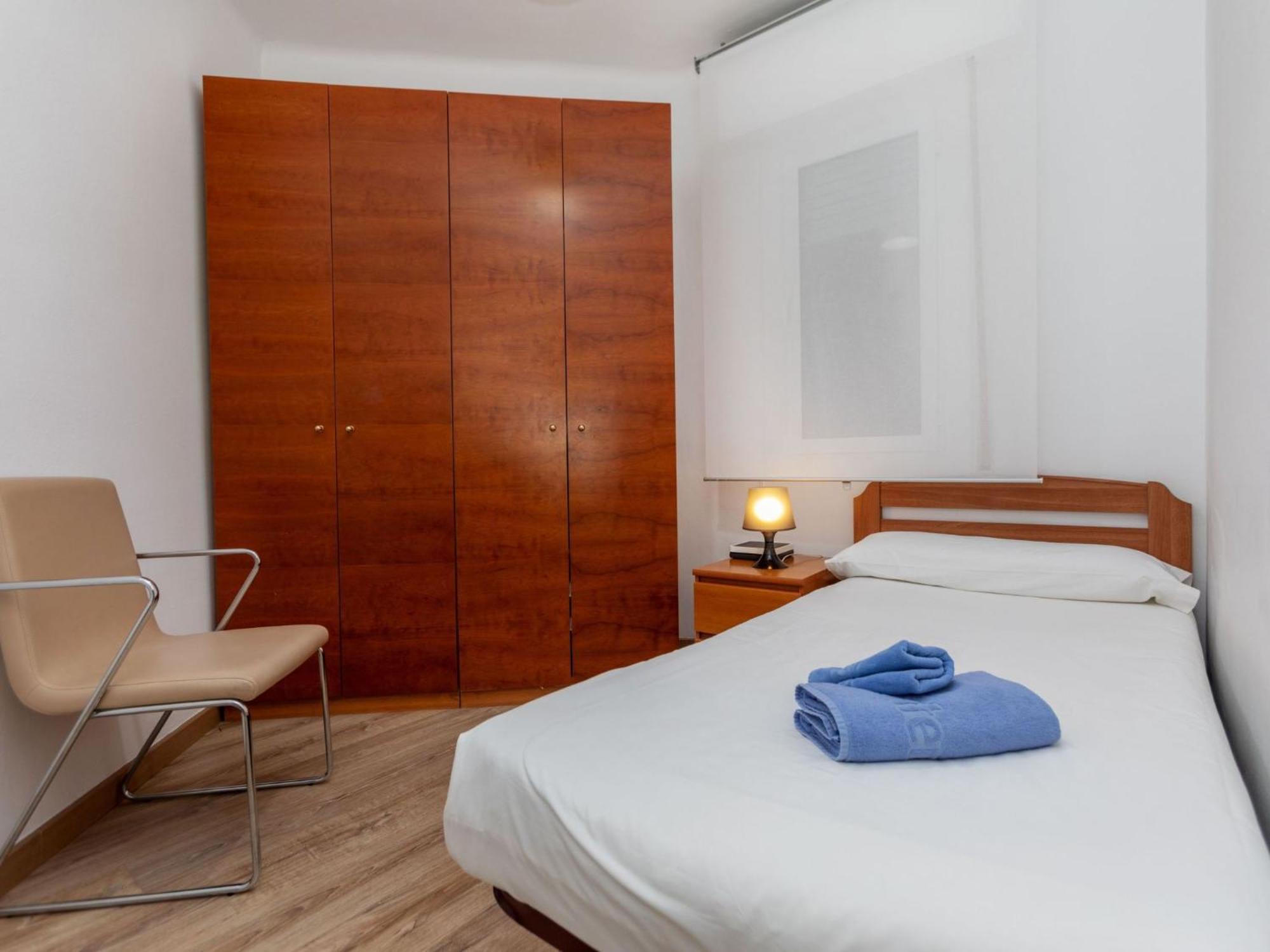 Apartment Eixample Esq Rocafort Diputacio By Interhome Барселона Екстериор снимка