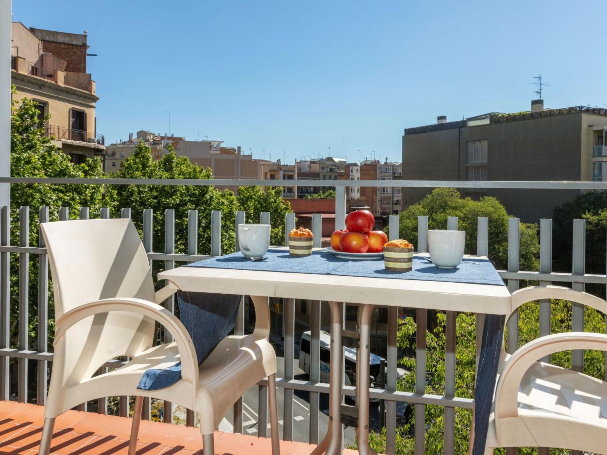 Apartment Eixample Esq Rocafort Diputacio By Interhome Барселона Екстериор снимка
